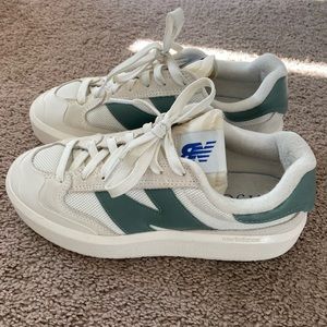 New Balance CT 302 Sneakers size W9.5